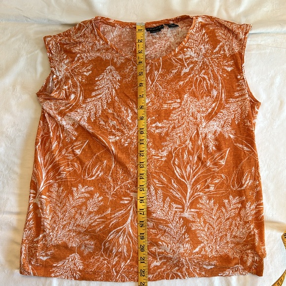 Women’s Tahari Cap Sleeve Linen Top Orange Floral Print Size M Button Back - Picture 4 of 10